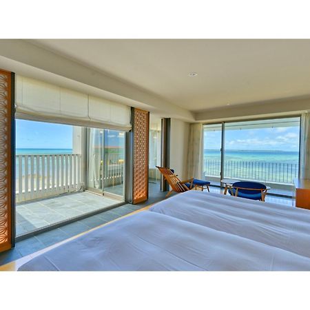 Beach Hotel Sunshine Ishigakijima - Vacation Stay 59962V Ishigaki  Buitenkant foto