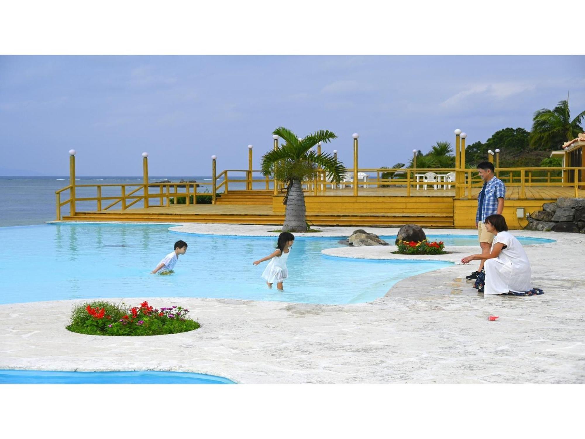 Beach Hotel Sunshine Ishigakijima - Vacation Stay 59962V Ishigaki  Buitenkant foto