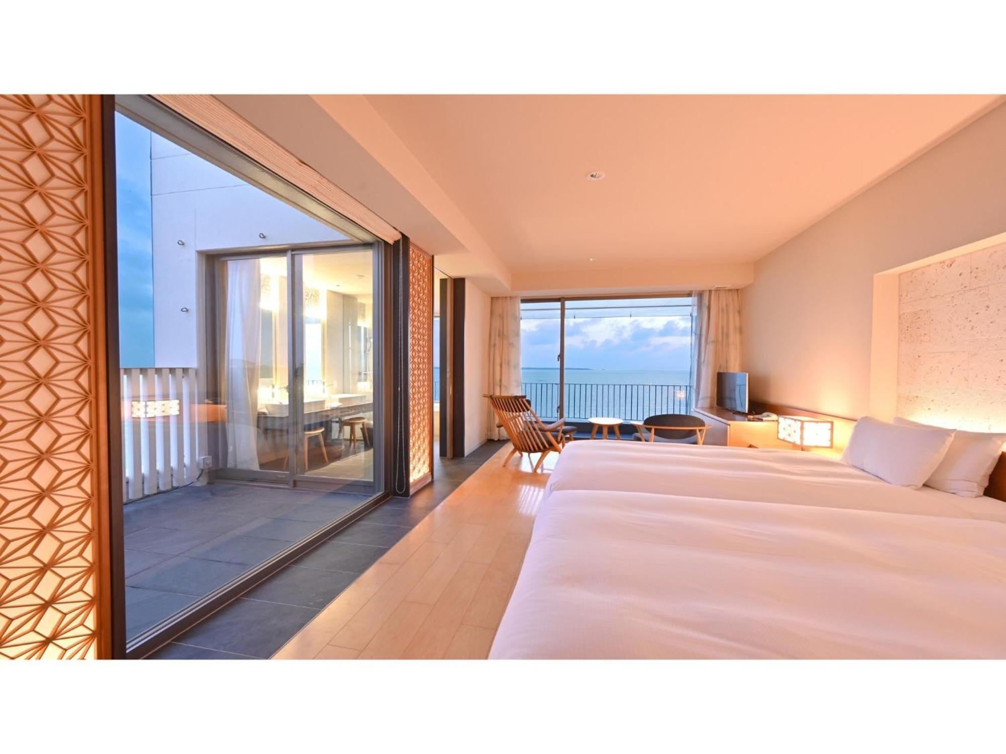 Beach Hotel Sunshine Ishigakijima - Vacation Stay 59962V Ishigaki  Buitenkant foto